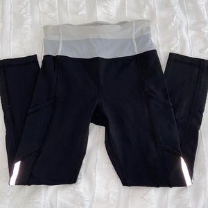 Women’s lululemon black leggings calf length